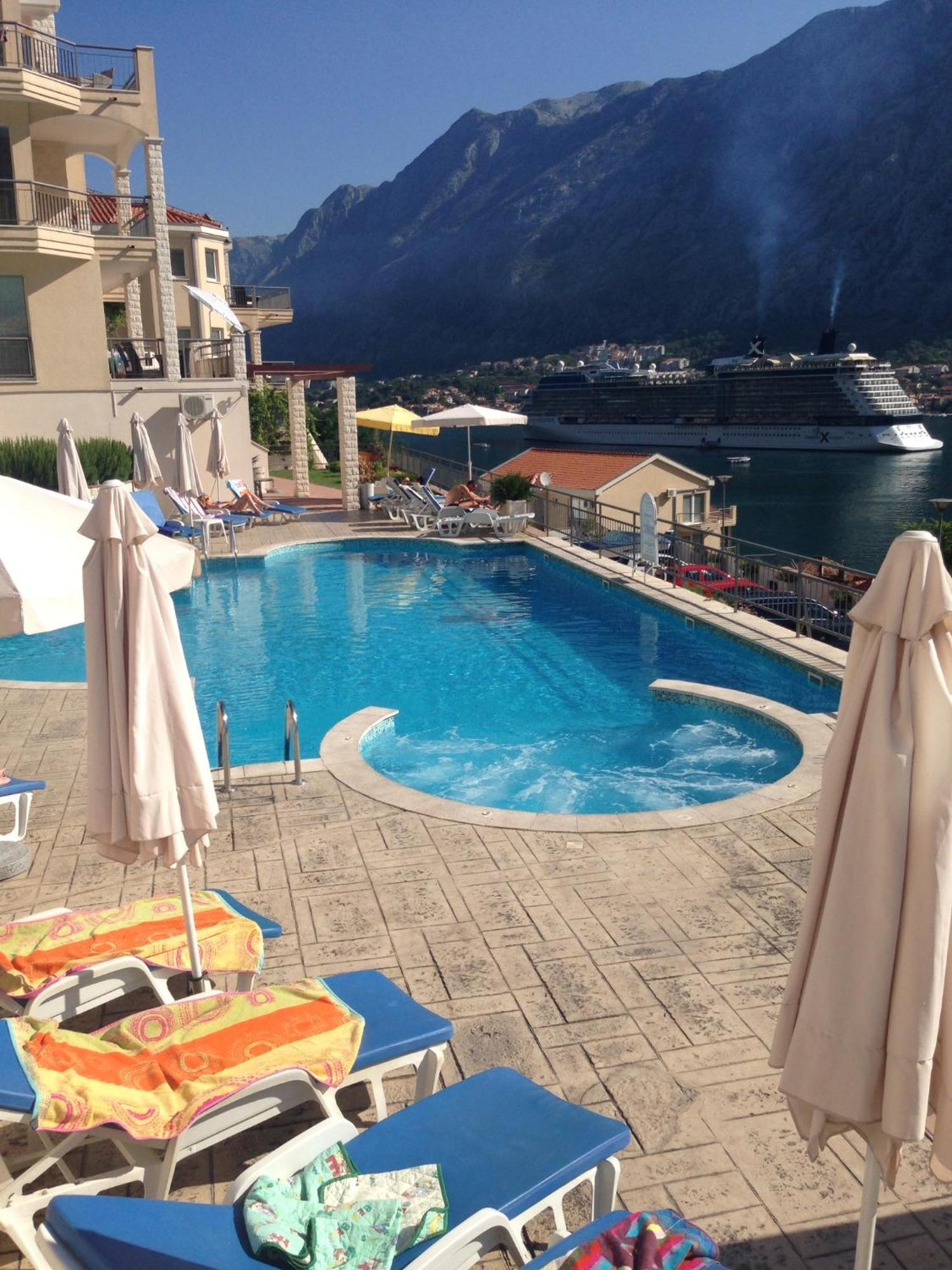 Apartment Fjord Waterfront كوتور المظهر الخارجي الصورة