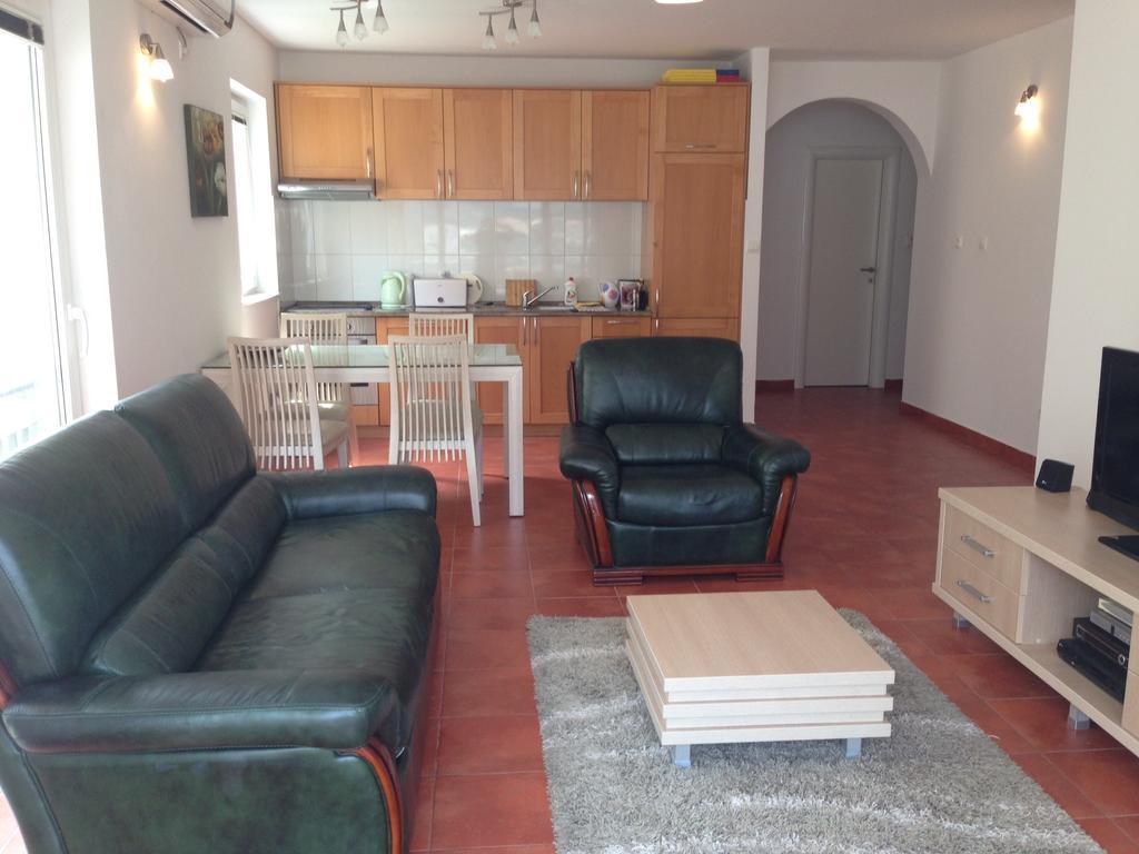 Apartment Fjord Waterfront كوتور المظهر الخارجي الصورة